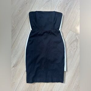 Le Chateau Blue and White Strapless Sheath Cocktail Dress